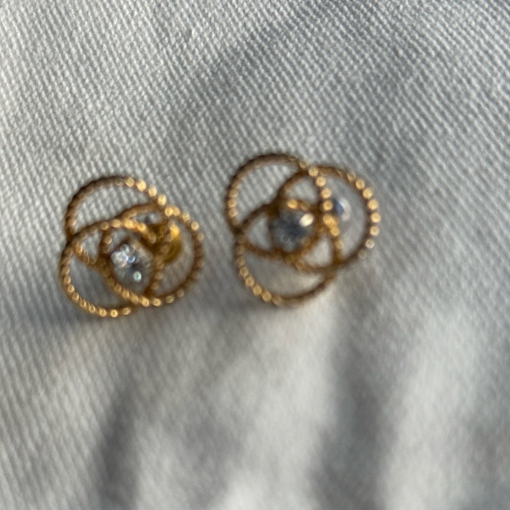CLOSET CLEAR OUT!!! Elegant JCrew Gold and Rhinestone Knot Earrings